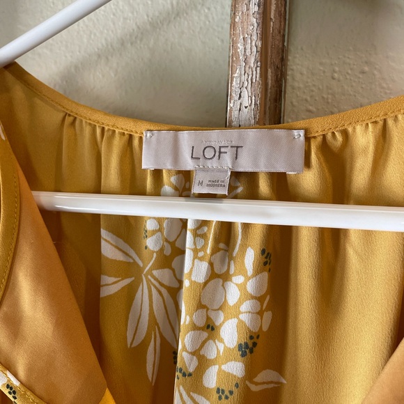 Loft Floral Dress - Picture 4 of 4